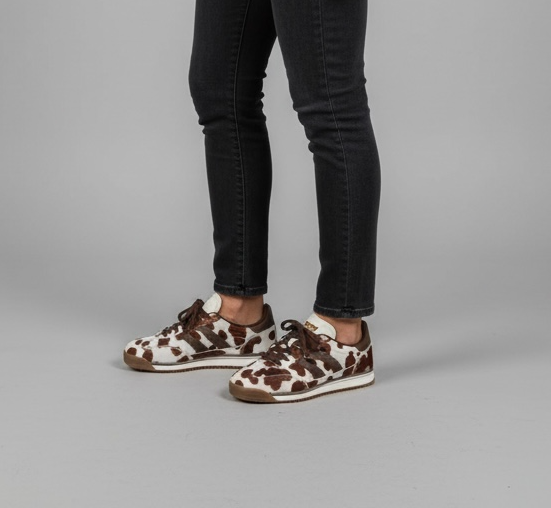 Deportivas Print Cow