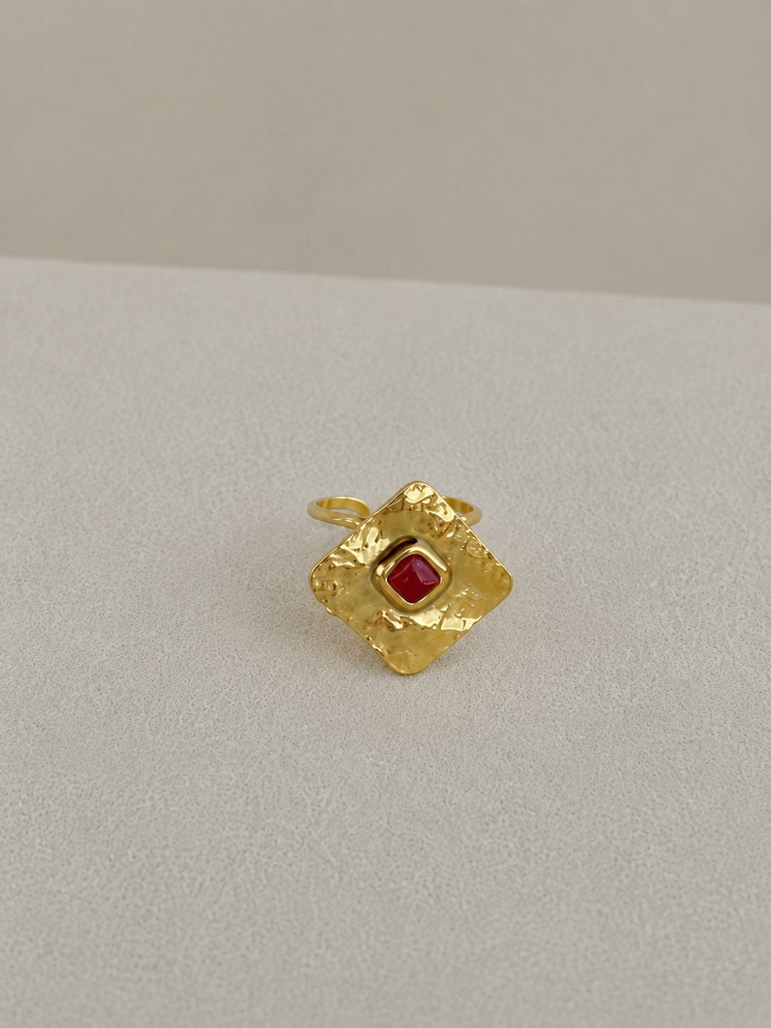 ANILLO PIEDRA MARTELÉ
