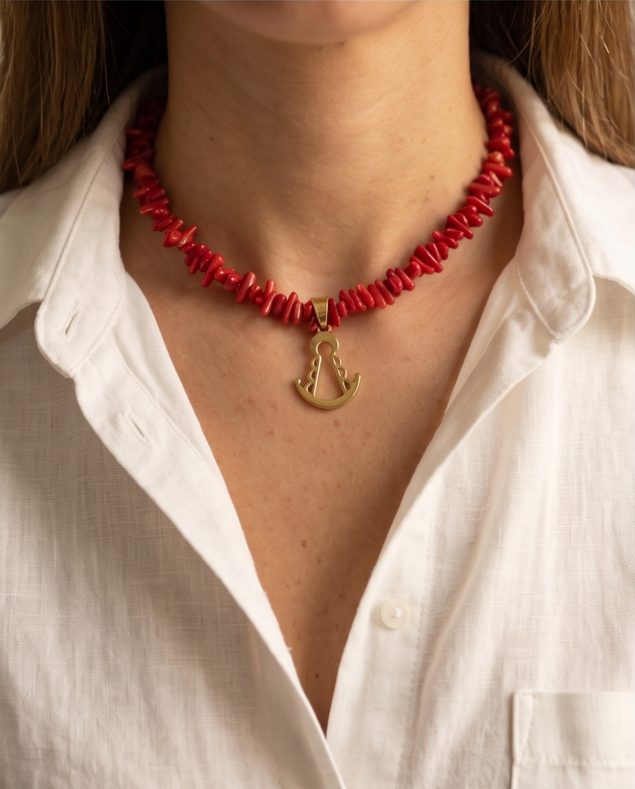 Collar Coral Rojo Virgen del Rocío