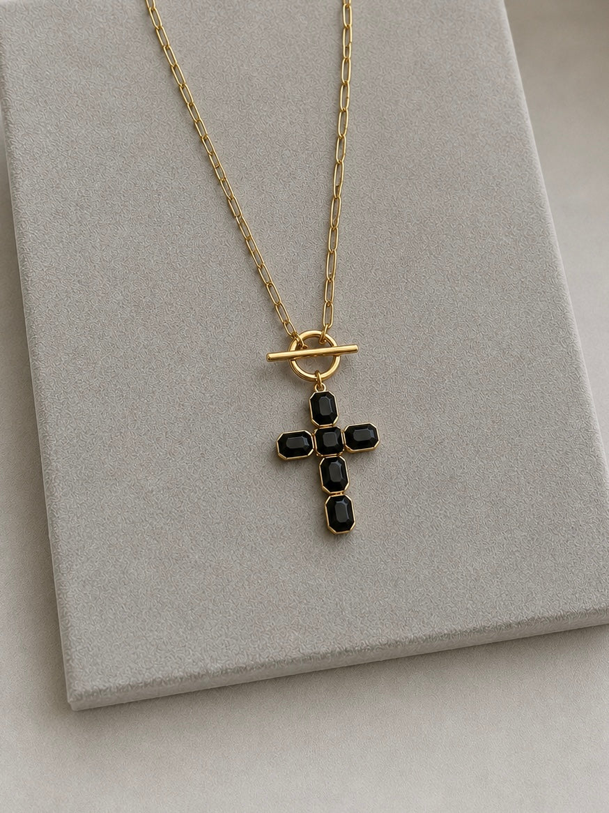 COLLAR CRUZ BLACK
