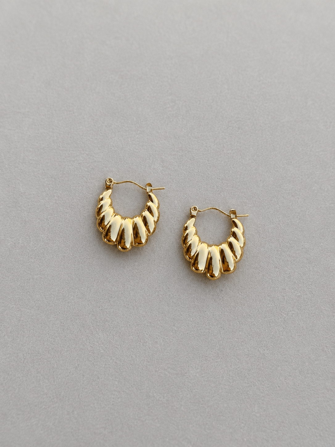 PENDIENTES AROS ONDULADOS
