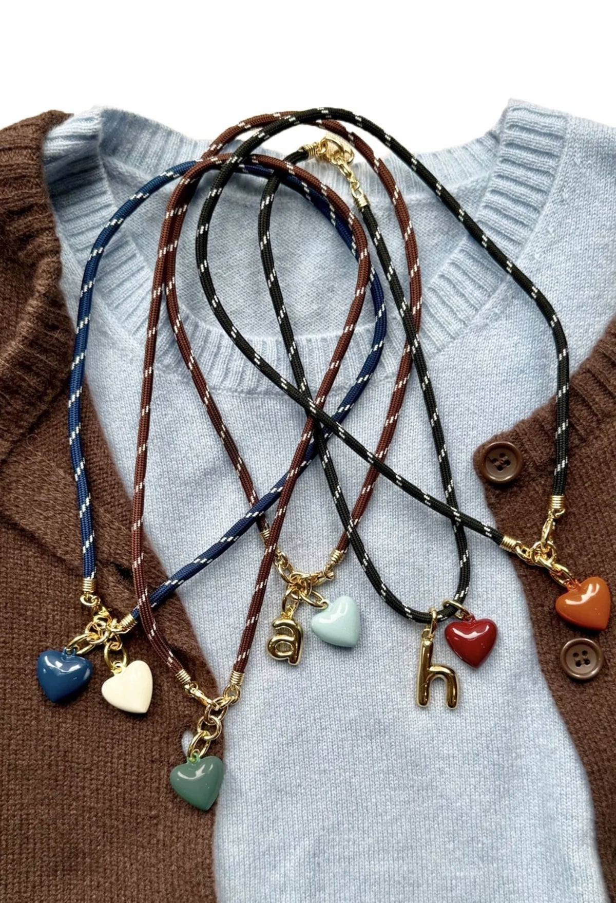 COLLARES