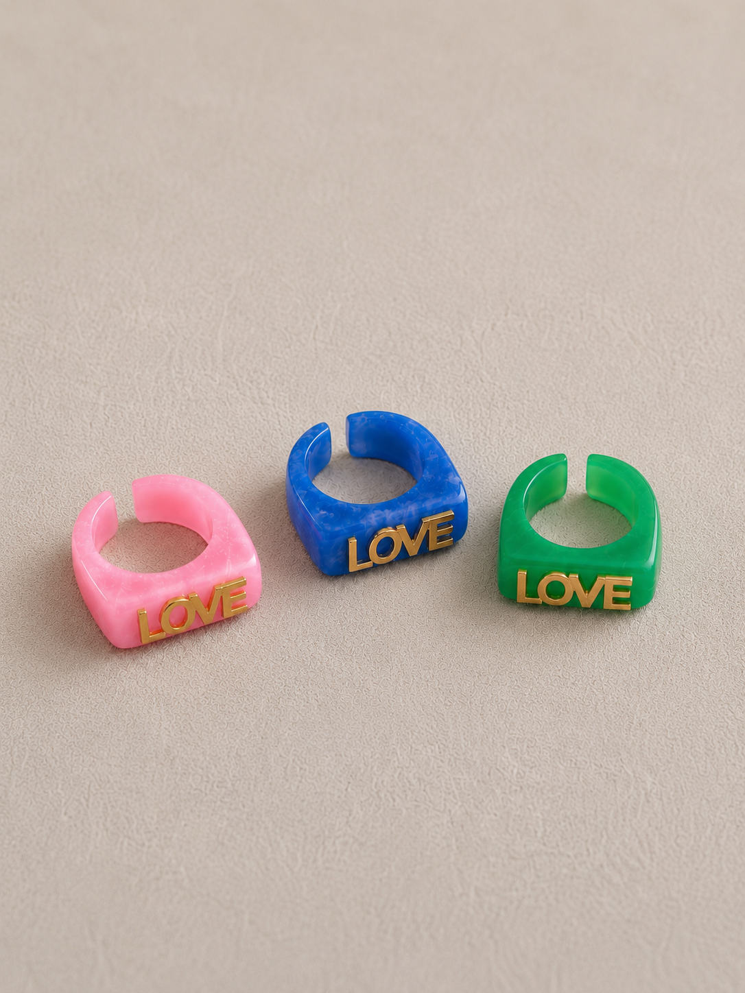 ANILLO RESINA LOVE